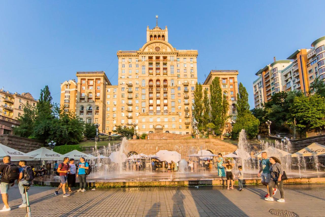 كييف 3-Room Apartments On Khreshchatyk. Building With Star المظهر الخارجي الصورة